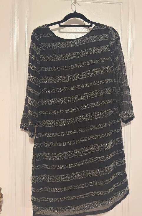 Romeo & Juliet Couture Black Beaded Stripe Sheer Sleeve Bodycon Dress Size M - Picture 4 of 5